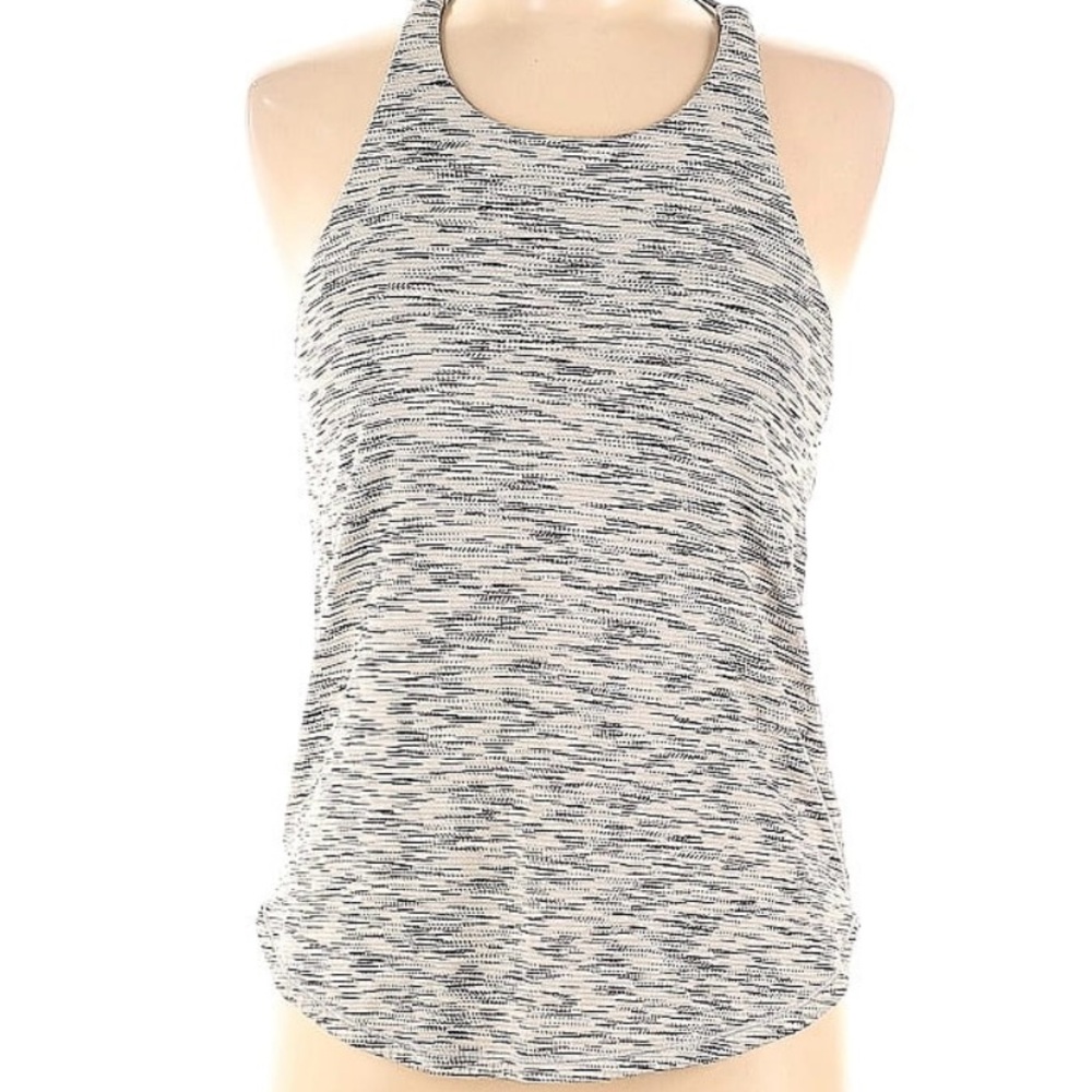 Lululemon Size 6 Womens Tank